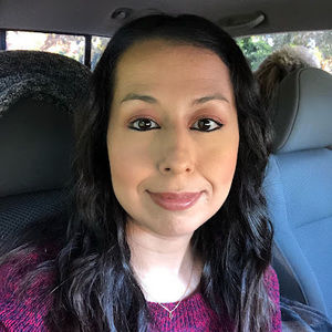 Meet your Posher, Cynthia